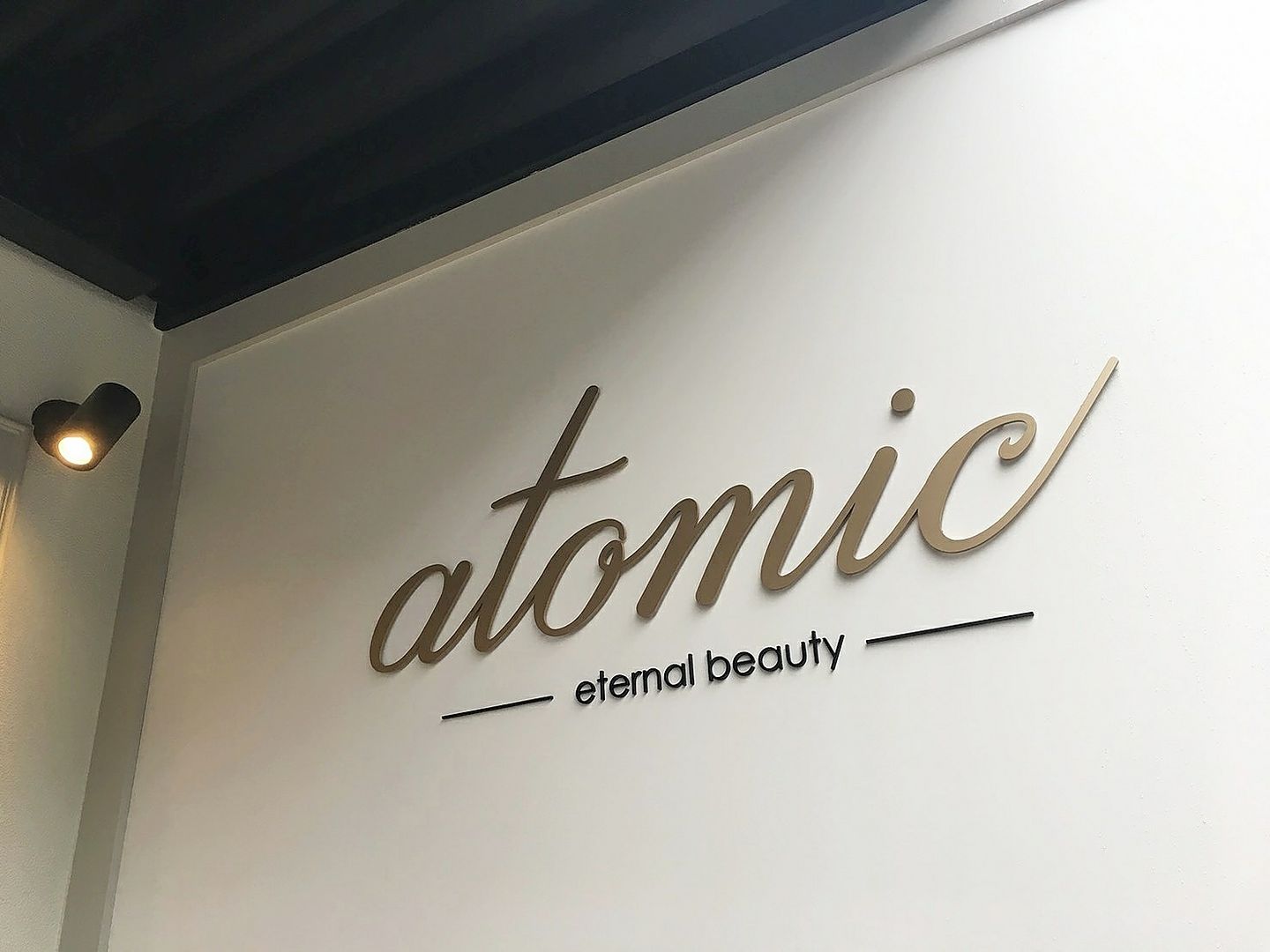 atomic アトミック